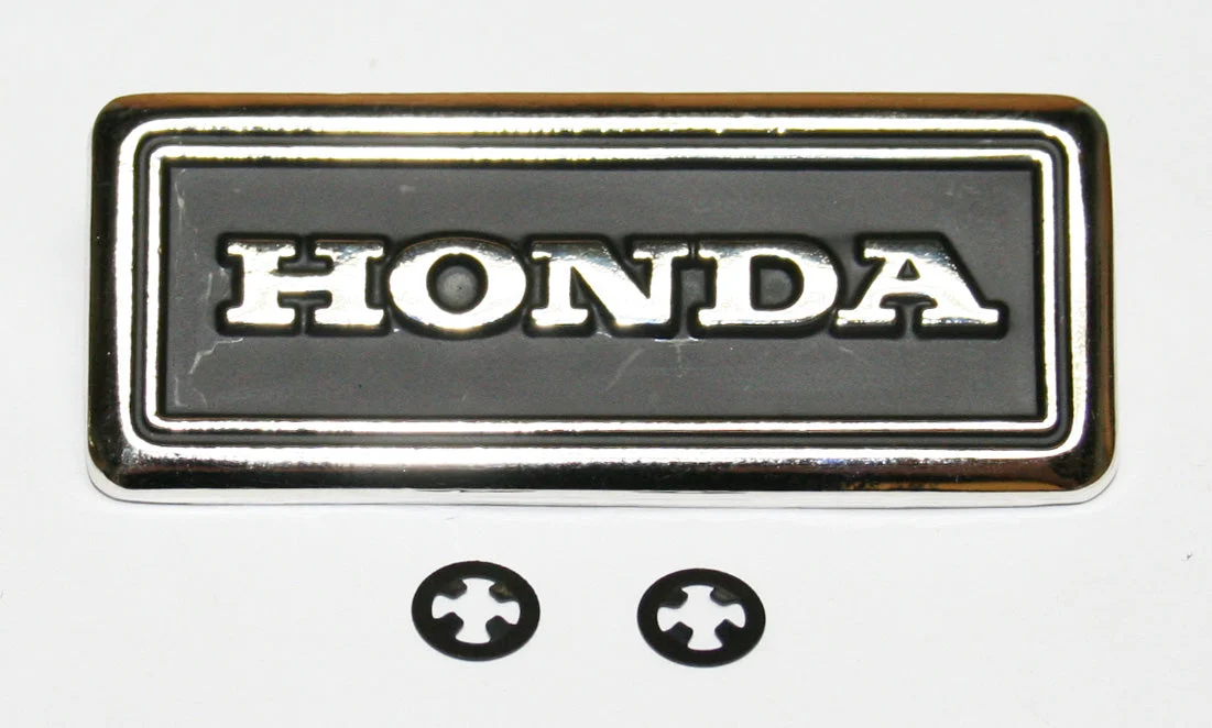 75-79 GL1000 Cylinder Head Emblem