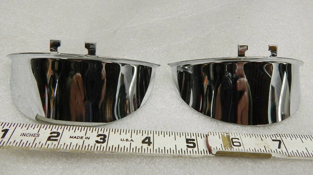 Pair Chrome Visors Harley Passing Lamps Spotlights Touring Heritage road king gl